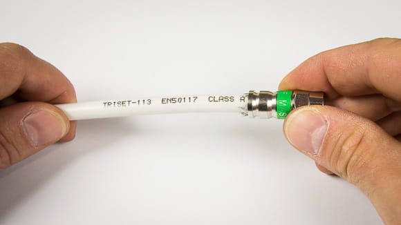 nakładanie złącza kompresyjnego