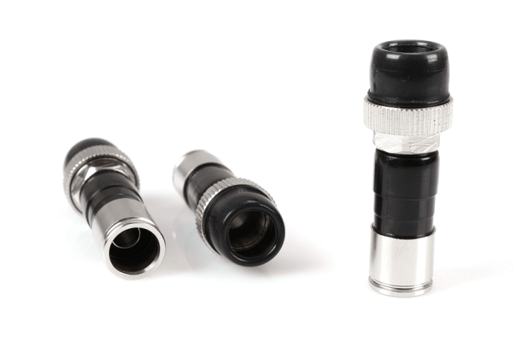 Wtyk F kompresyjny zewnętrzny z uszczelką