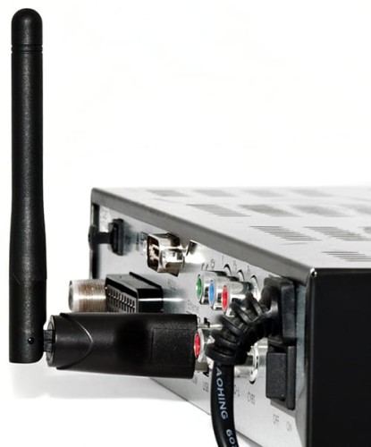 Adapter Wi-Fi Ferguson W03 802.11 w tunerze